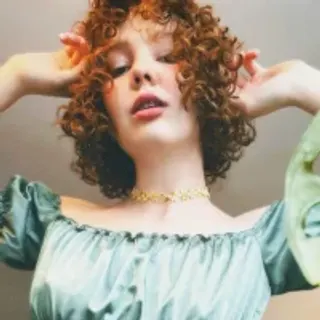 Profile photo of _lightmyfire