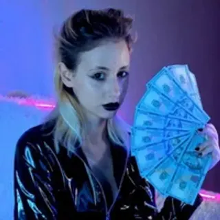Profile photo of your_favorite_model_