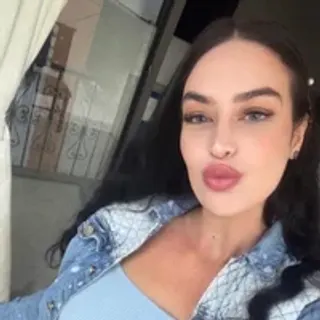 Profile photo of melody_rose_jp