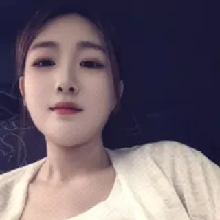 Profile photo of u-mi