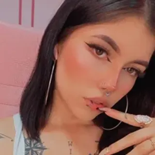 Profile photo of adri_tom44