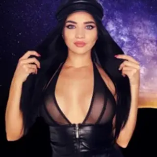 Profile photo of emily_sheen