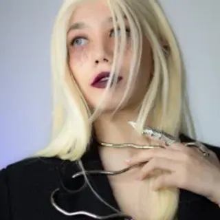 Profile photo of alexa_poppper