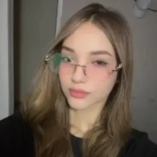 Profile photo of blonde_mai