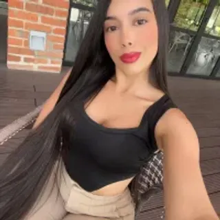 Profile photo of alessia-rouge