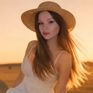 Profile photo of veronaaura