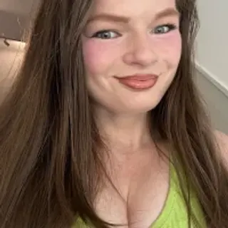 Profile photo of annanicolebeauty