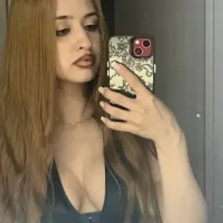 Profile photo of sexyluxymur