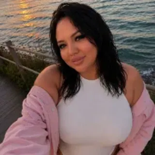 Profile photo of scarletmoon-