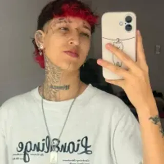 Profile photo of lucirose_