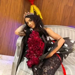 Profile photo of pretty_pettite