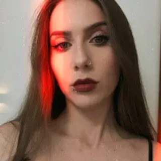 Profile photo of thewoman__