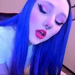 Profile photo of yourdyingbride