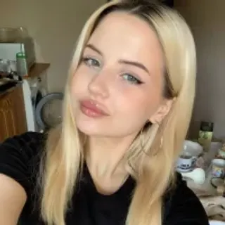 Profile photo of alicesilvia_