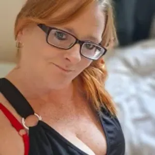 Profile photo of naughtybutnicedaisy