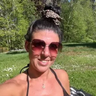 Profile photo of volcomchic4