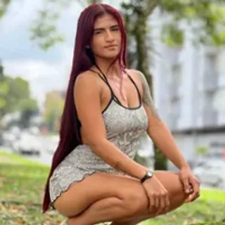 Profile photo of daahara_