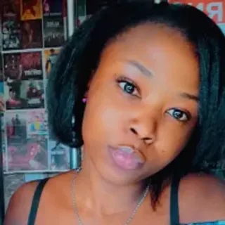 Profile photo of smalleyesbigbooty