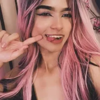 Profile photo of luna-bella_