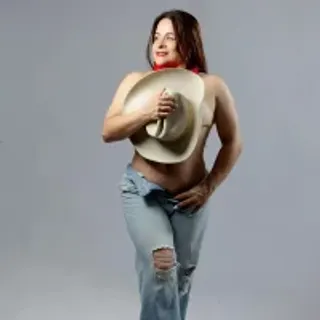 Profile photo of iliy_perverted