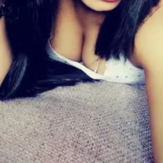 Profile photo of divya_flirty