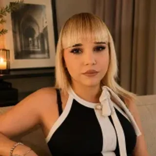Profile photo of loulouluxe