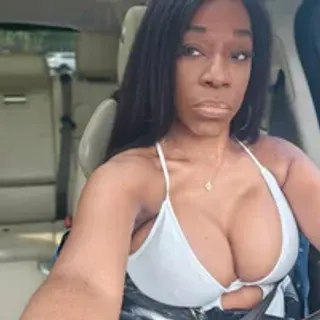 Profile photo of kennady_buxum_goddess
