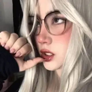 Profile photo of ivy_velvet