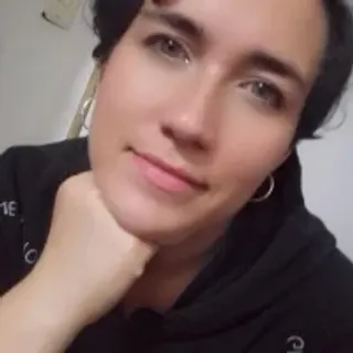 Profile photo of alice_burton_