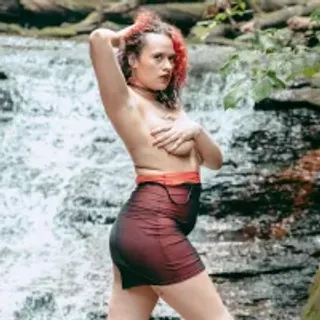 Profile photo of velvetvixen_735