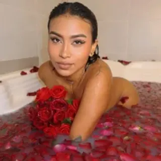 Profile photo of chel_moon