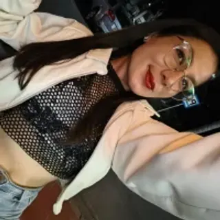 Profile photo of mia_love-3