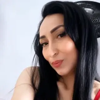 Profile photo of lara_vela