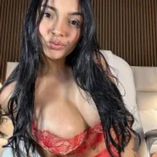 Profile photo of chloelarsons