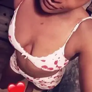 Profile photo of dior-monroe