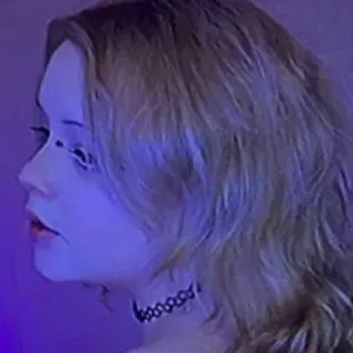 Profile photo of electro_doll