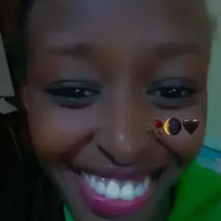 Profile photo of petitegirl31