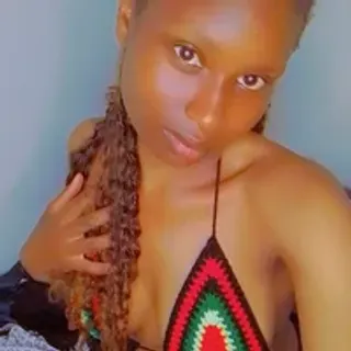 Profile photo of devine_juicy_polie