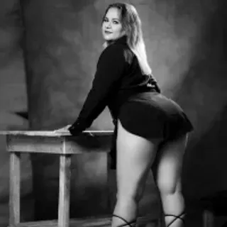 Profile photo of lucy_milf_474