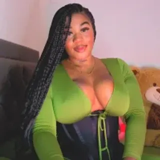 Profile photo of thalyanna_ebonny