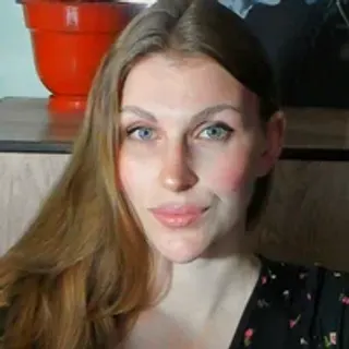 Profile photo of juliamuuun