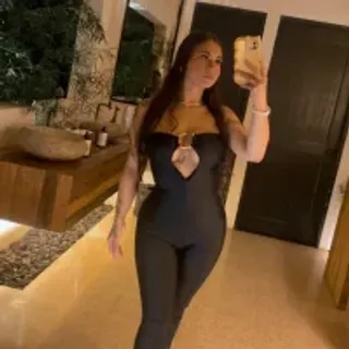 Profile photo of mila_martins