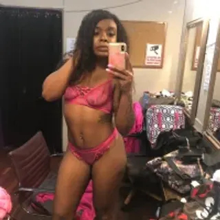 Profile photo of sydney_stone