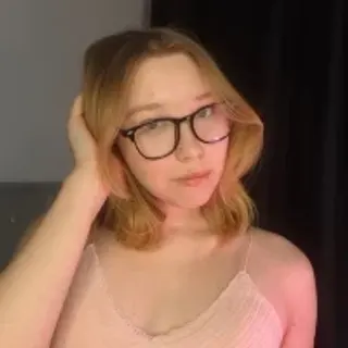 Profile photo of -naughtyangel-