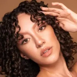 Profile photo of chloemoreti