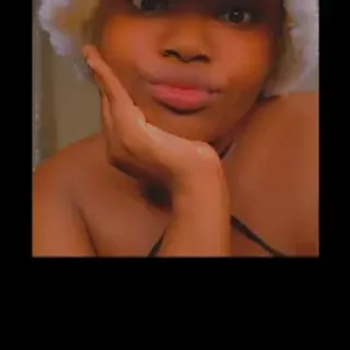 Profile photo of milacurves