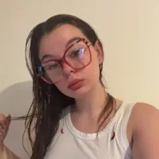 Profile photo of lilichaudee