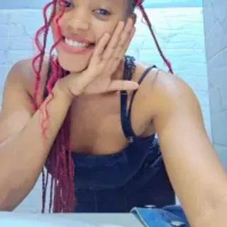 Profile photo of flirtycherryx