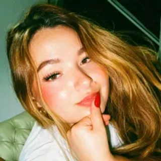 Profile photo of miaa_duque