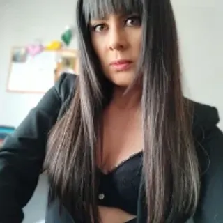 Profile photo of lyonette_reading1